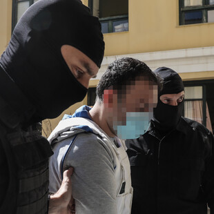 Αναβαθμίζεται η έρευνα για τον 34χρονο που κατηγορείται ως μέλος του ISIS - Κατονόμασε και άλλα πρόσωπα
