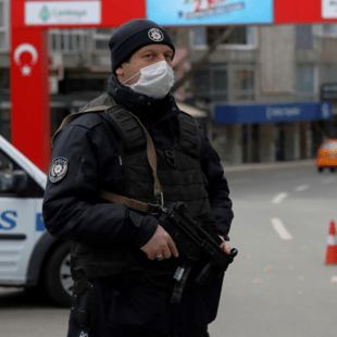 Έβρος: Αυτό είναι το ζευγάρι που συνελήφθη από τις τουρκικές αρχές