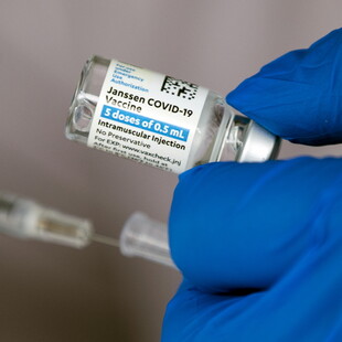 Η αναμνηστική δόση του εμβολίου J&J μειώνει κατά 85% τον κίνδυνο σοβαρής νόσησης από την Όμικρον - Νέα μελέτη 