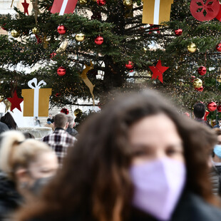 Βατόπουλος: Ρεαλιστικό το σενάριο του τέλους της πανδημίας με τη μετάλλαξη Όμικρον