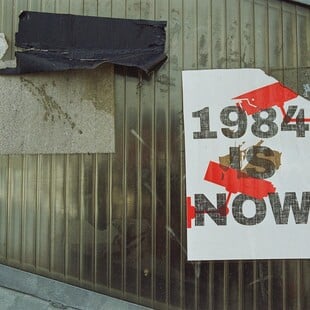 Το Public κάνει αναδρομή στη ζωή και το έργο του George Orwell και σας δίνει την ευκαιρία να κερδίσετε ένα ξεχωριστό δώρο