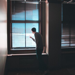 Θεσσαλονίκη: Πώς μπορούν πλέον οι άνθρωποι με αχρωματοψία να αντιληφθούν τα χρώματα 