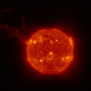 Γιγάντια έκρηξη στον Ήλιο μήκους εκατομμυρίων χιλιομέτρων “είδε” το σκάφος Solar Orbiter της ESA/NASA 