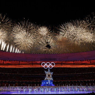 Χειμερινοί Ολυμπιακοί αγώνες: Τελετή λήξης στο Πεκίνο, παρέδωσε τη«σκυτάλη» σε Μιλάνο- Κορτίνα