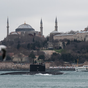 Η Ουκρανία ζητά από την Τουρκία να κλείσει Βόσπορο και Δαρδανέλια στα ρωσικά πλοία 