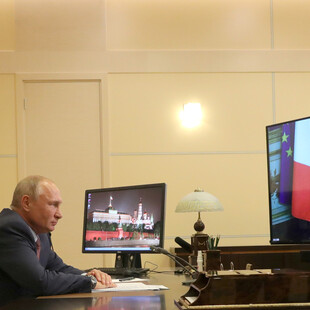Τηλεφώνημα Μακρόν σε Πούτιν- Του εξήγησε «τους λόγους» της εισβολής