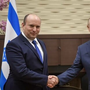 Στη Μόσχα ο Ισραηλινός πρωθυπουργός- Συνάντηση με τον Πούτιν