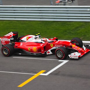 Η Ferrari διακόπτει τη συνεργασία της F1 με τη ρωσική εταιρεία κατασκευής λογισμικού Kaspersky