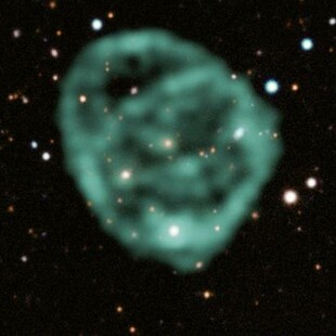 Αστρονόμοι φωτογράφισαν παράξενους κύκλους ραδιοκυμάτων στο διάστημα