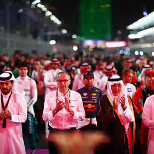 Στο μεταξύ, το «ξέπλυμα» της Σαουδικής Αραβίας συνεχίζεται μια χαρά 