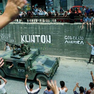 Η Μαντλίν Ολμπράιτ ήταν μία δολοφόνος