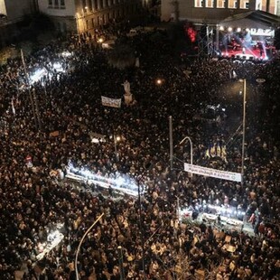 Φοίβος Δεληβοριάς: Τραγουδήσαμε όλοι κατά της εισβολής του Πούτιν στην Ουκρανία