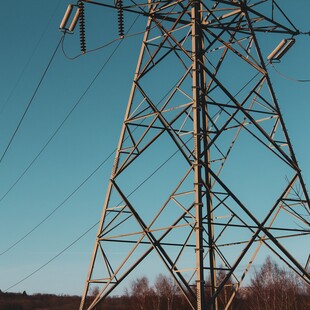 Ηλεκτρική ενέργεια: Στα 600 εκατ. ευρώ τα υπερέσοδα των εταιρειών ρεύματος