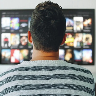 Η μείωση της τηλεόρασης σε λιγότερο από μια ώρα τη μέρα μπορεί να αποτρέψει έναν στους δέκα θανάτους από στεφανιαία νόσο