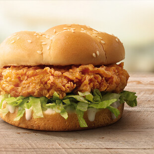 Τα KFC στην Αυστραλία αναγκάστηκαν να αλλάξουν το μαρούλι με λάχανο στις συνταγές τους