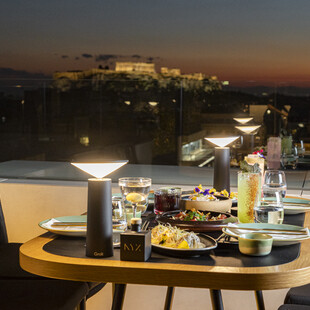 Το Academias Hotel & to NYX Rooftop Ηospitality Partners του Τaste of Athens 