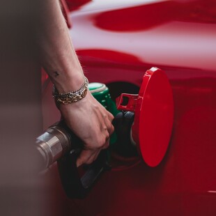Fuel Pass 2: Ανοιχτή για όλους η πλατφόρμα για την επιδότηση καυσίμων