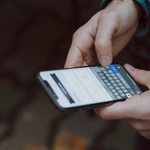 Phishing στα κινητά: Τι να προσέχετε για να μην πέσετε θύμα του smishing