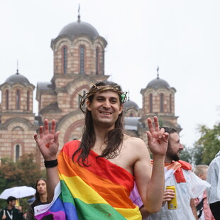 EuroPride 2022: Έγινε η πορεία υπερηφάνειας στο Βελιγράδι- Ένταση και προσαγωγές