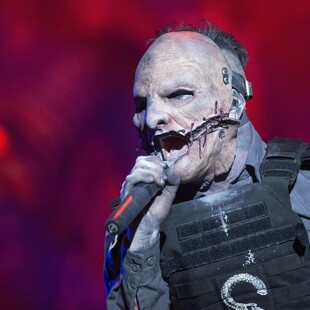 Slipknot: O Corey Taylor επανακυκλοφορεί το εμβληματικό περιοδικό «Famous Monsters»