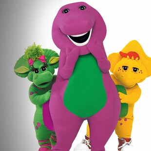 Barney: Η σκοτεινή πλευρά του μoβ δεινόσαυρου που αγαπήσαμε 
