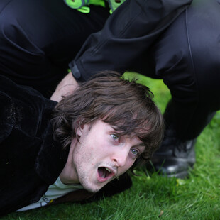 Πάτρικ Θέλγουελ: Ο δράστης της επίθεσης με αυγά στον βασιλιά Κάρολο -Αριστερός ακτιβιστής, πρώην υποψήφιος των Πράσινων