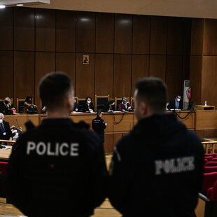 Δίκη Χρυσής Αυγής: «Δεν έδρασε μεμονωμένα ο Ρουπακιάς» κατέθεσε αστυνομικός
