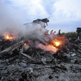 Ετυμηγορία για τη μοιραία πτήση MH17 - «Καταρρίφθηκε από ρωσικής κατασκευής πύραυλο»