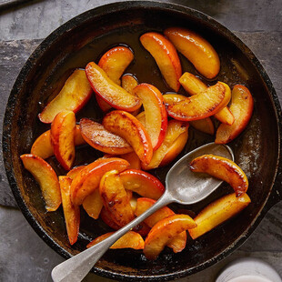 Δυο πανεύκολες συνταγές με μήλα