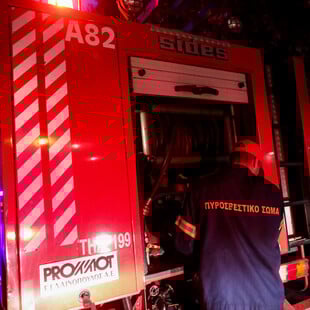 Πυρκαγιά σε σπίτι στα προσφυγικά της λεωφόρου Αλεξάνδρας- Εντοπίστηκε σορός άνδρα