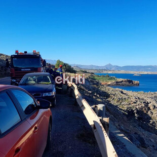 Ηράκλειο Κρήτης: Μονοκινητήριο αεροσκάφος κατέπεσε στη θάλασσα