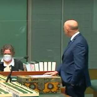 «Δεν είμαι κύριος»: Ο Αυστραλός ηγέτης της αντιπολίτευσης επέμενε να προσφωνεί λάθος την αναπληρώτρια πρόεδρο