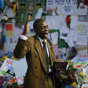 Γκάνα: Η αστυνομία απαγορεύει στους ιεροκήρυκες να κάνουν βλαβερές προφητείες για την Πρωτοχρονιά