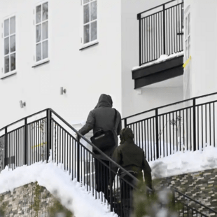 Σουηδία: Οι «εντελώς αδιάφοροι», φιλήσυχοι γείτονες ίσως είναι Ρώσοι κατάσκοποι - Κινηματογραφική έφοδος των ειδικών δυνάμεων