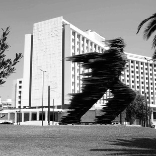 Η Αθήνα «τα σπάει», σύμφωνα με το Wallpaper, και ποιοι είμαστε εμείς για να διαφωνήσουμε