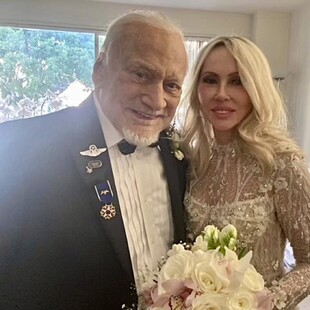 Buzz Aldrin: Παντρεύτηκε στα 93 του ο δεύτερος άνθρωπος που πάτησε στη Σελήνη