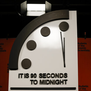 Το «Ρολόι της Αποκάλυψης» δείχνει 90'' πριν τα μεσάνυχτα- και δεν είναι καθόλου καλό