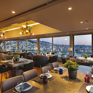 Stay & Dine for 2!