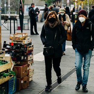 Διεθνής μελέτη: Η λοίμωξη με Covid-19 προστατεύει από επαναμόλυνση για περίπου 10 μήνες