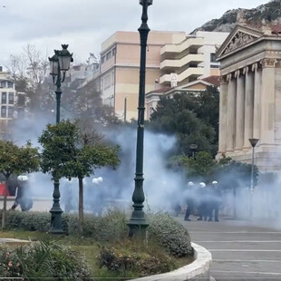Επεισόδια στα Προπύλαια- Μετά την πορεία για τα Τέμπη