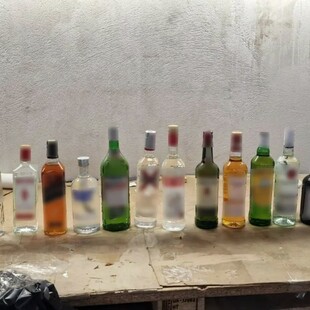 Σπείρα εισήγαγε λαθραία αλκοόλ από τη Βουλγαρία και διακίνησε πάνω από 500.000 φιάλες - Συνελήφθησαν 21 άτομα