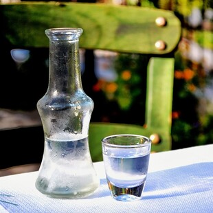 Το τσίπουρο έχει τη δική του θέση στην ψυχή μας