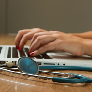 Ψηφιακός πνευμονολόγος: Με ένα «κλικ» θα απαντάει στις 20 συνηθέστερες ερωτήσεις ασθενών