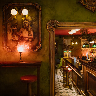 Flappers 1920s’: Ένα cocktail bar που έλειπε από το κέντρο της Θεσσαλονίκης