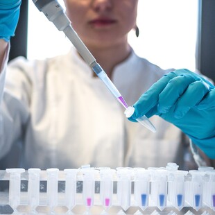 Έγκριση ΕΚ του Rinvoq στη νόσο του Crohn