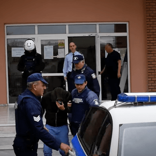 Άρτα: «Αισθάνομαι άχρηστος άνθρωπος», λέει ο πατέρας- Τον στηρίζει η μητέρα