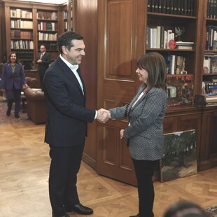 Εκλογές: Ο Αλέξης Τσίπρας παραλαμβάνει τη δεύτερη διερευνητική εντολή
