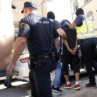 Ισπανία: Αστυνομικός διευθυντής έδινε ρεπό στους υφισταμένους του ανάλογα με τις συλλήψεις μεταναστών