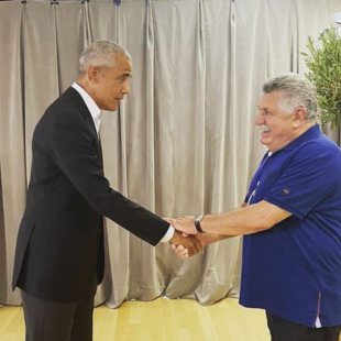 Ο Λευτέρης Λαζάρου αποκάλυψε το μενού που ετοίμασε για τον Μπαράκ Ομπάμα