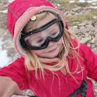 Η 5χρονη Seren θα ανέβει στην υψηλότερη κορυφή της βόρειας Αφρικής
